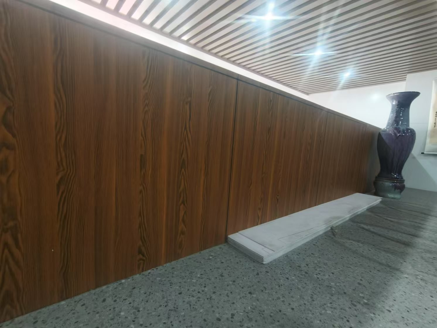 Aluminum Skin 0.20mm 4mm Acp Beautiful Appearance Wooden Grain Touching Aluminum Composite Panel For Sign-making Wall