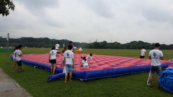 Competitive Challenge Inflatable Bounce Obstacle Course PVC Mattress Running