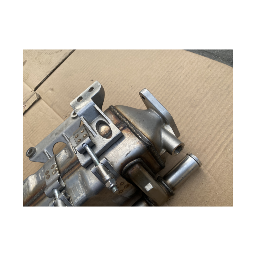 FM13 Heavy-duty Truck Genuine Diesel Engine Parts C1207010-E4600 Engineering Cooler