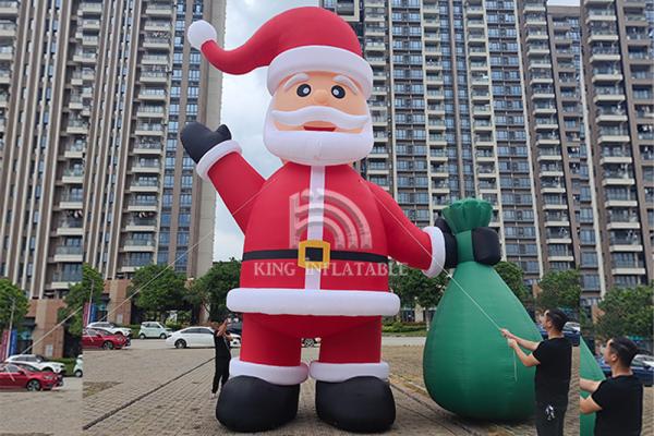 Buy cheap Giant Santa Claus 26Ft Inflatable Christmas Decorations Outdoor Air Blown Greeting Model For Christmas / Party / Xmas from wholesalers