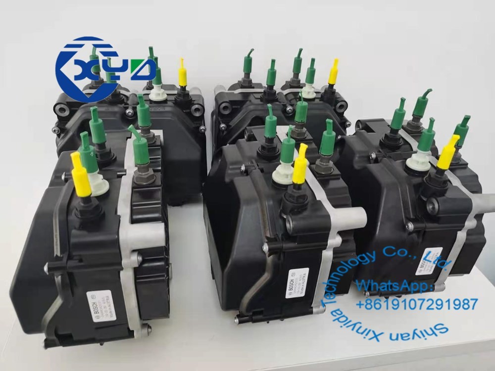 24V Bosch 2.2 Water Heating Urea Pump 504381868 05043818680 0444042031 For Iveco