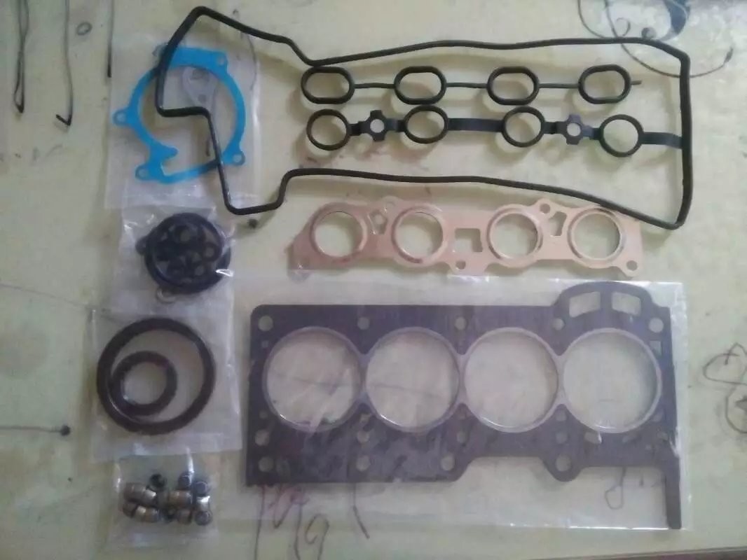 Top quality metal Engine Full Gasket Set for MITSUBISHI 4G69 Diesel engine parts