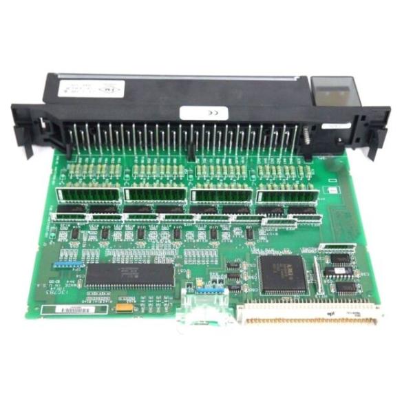 GE IC697MDL653 32 points 24 VDC module 90-70 Series 0 to 2 milliamps 8 inputs