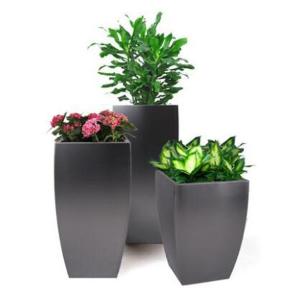 Buy cheap Outdoor vertical steel planter metal arc-shaped big flower pot from wholesalers