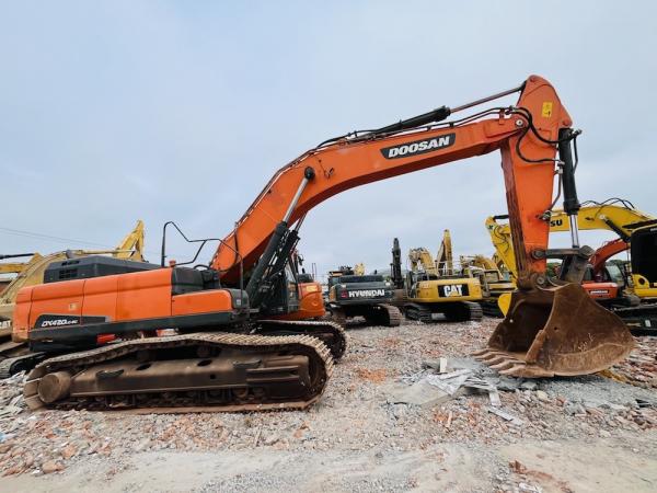 Buy cheap 42 Ton Original Used Doosan DX420LC-9C Crawler Excavator With 2 m3 Bucket Capacity Second Hand Excavator from wholesalers