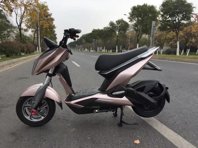 City Coco Harley 60v Electric Scooter 1500w 3000w 20AH/28AH Lithuim Battery Lead Acid