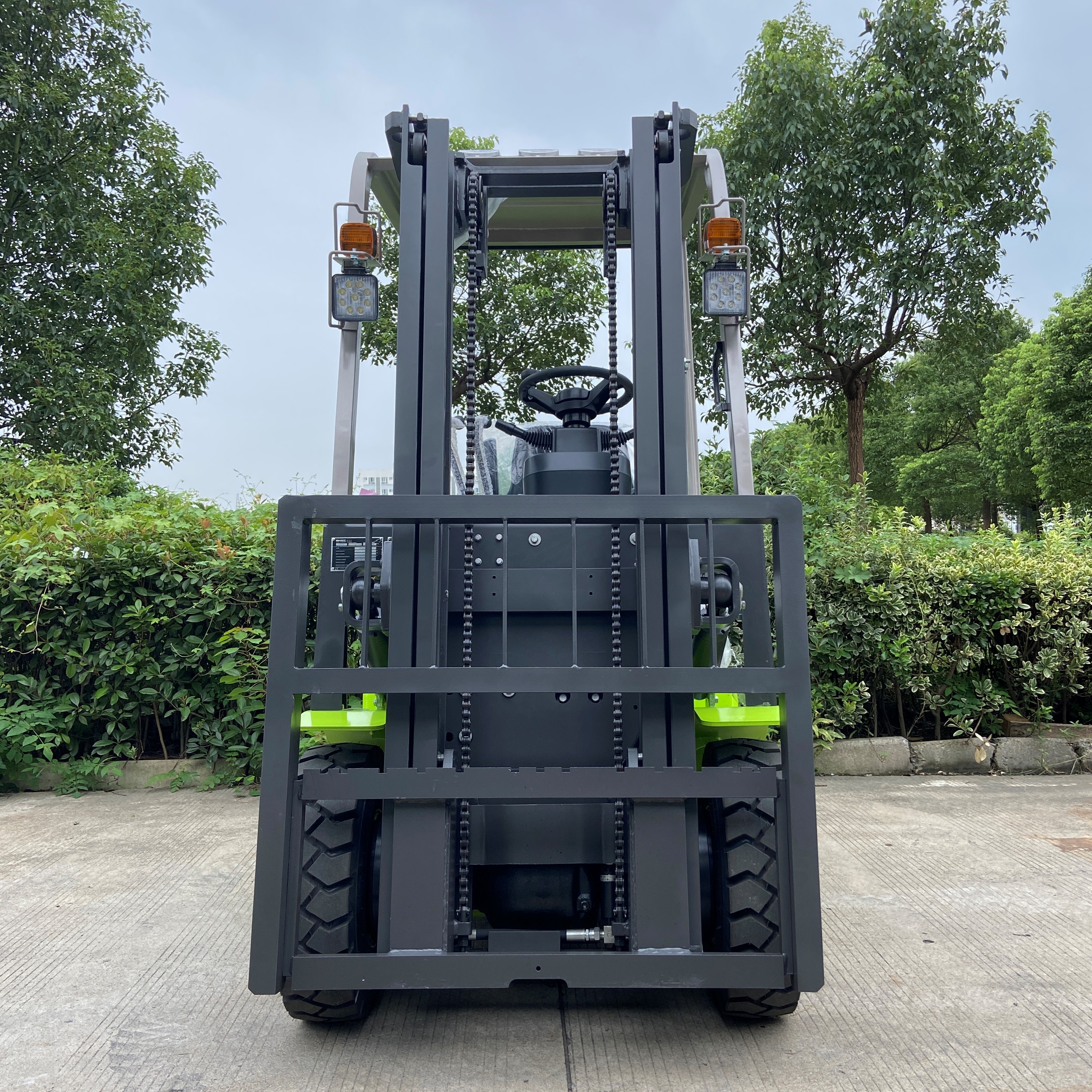 Rough Terrain 3.5ton Diesel All Terrain Wheel Loader Forklift With Yunnei Engine