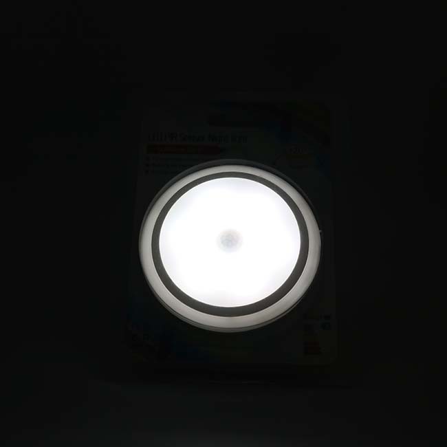 DC3.7V 1500mA LED PIR Sensor Night Light