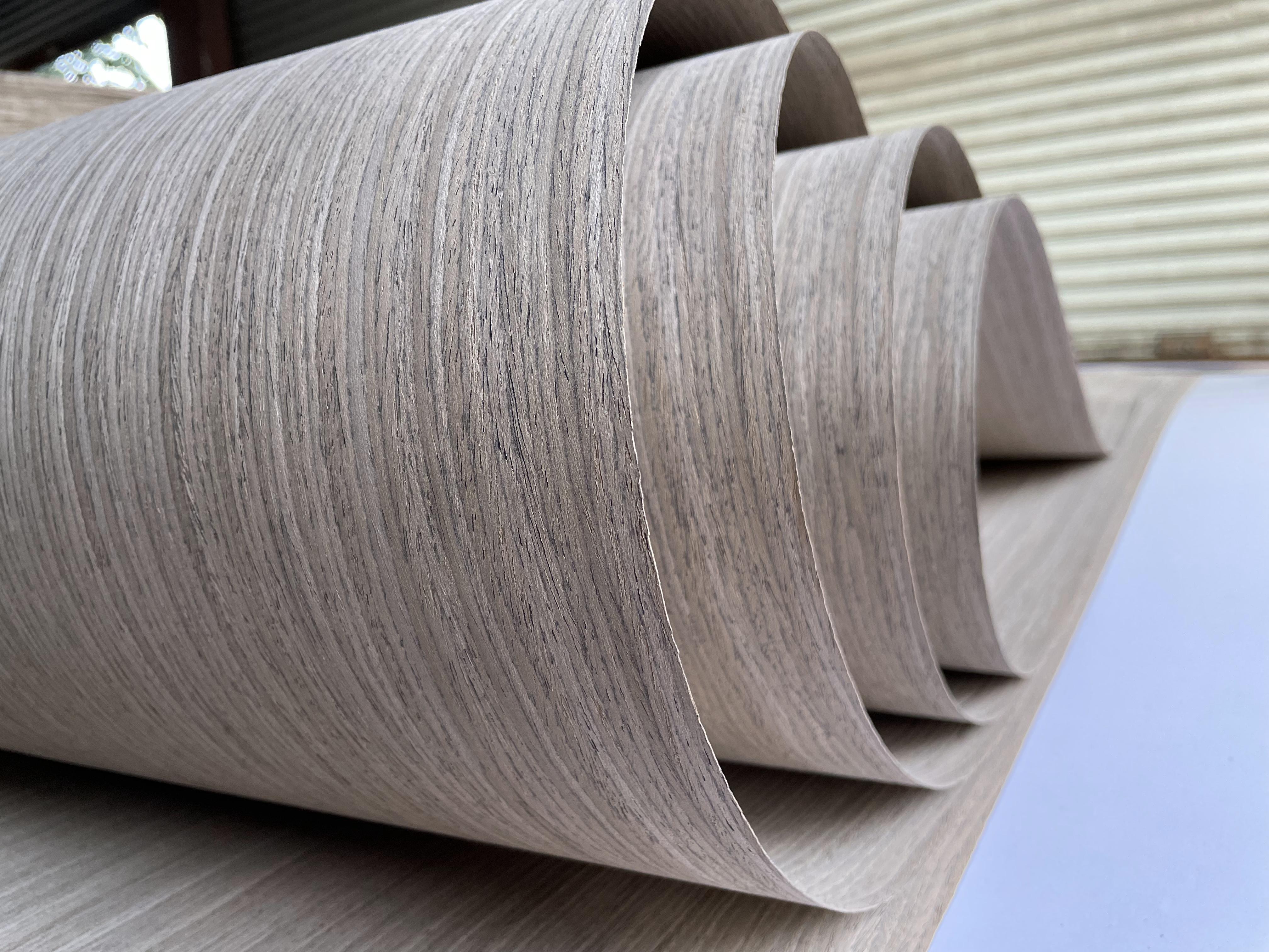 Factory Direct Decorative Wood Veneer Engineered Veneers Sheet Walnut Artificial Veneer for Furniture