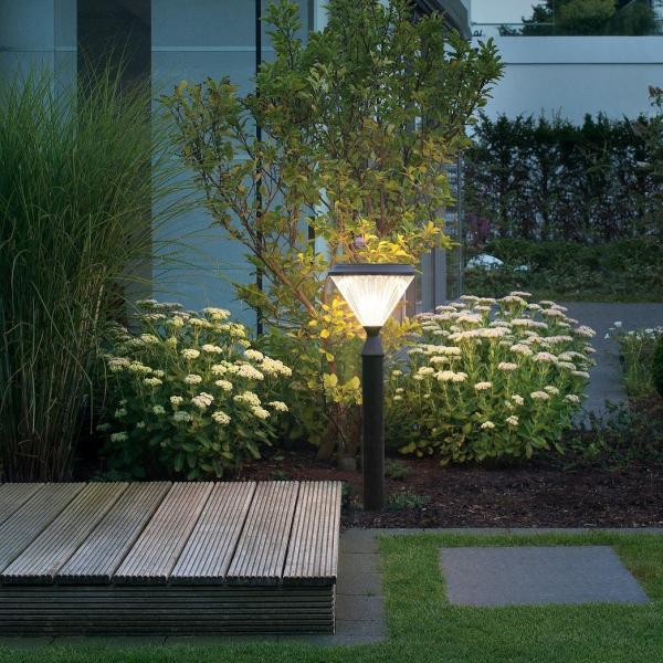 Buy cheap Aluminum 2000mAh Solar Garden Light Waterproof LED Solar Lawn Light from wholesalers