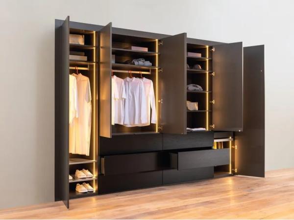 Buy cheap Customized Minimalist Closet Tailored Hamdless Wardrobe Customized Size from wholesalers
