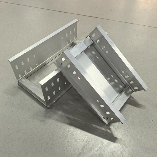 Buy cheap Ceiling Mounted Wall Mounted Galvanised Steel Cable Tray 3m Length Cable Support Tray from wholesalers