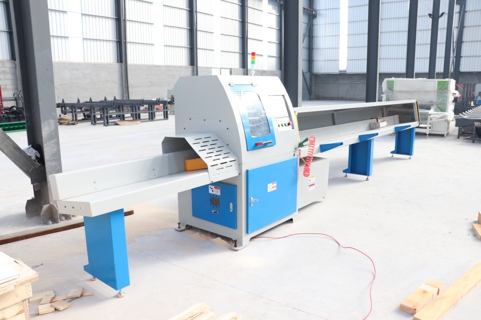 Automatic Wood Cutter Machine Pallet Block Cutting Saw Wood Pallet Cut Off Saw