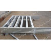 Buy cheap Red White Painted Portable Horse Pens , 2.3m Height Galvanized Round Pen Panels product
