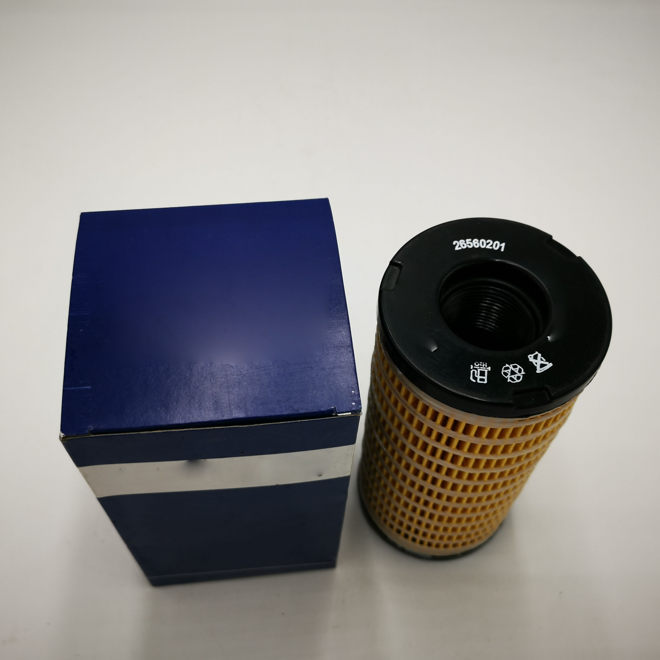Manufacture Fuel Filter 26560201 for Heavy Duty Truck Engine Other Auto Parts