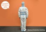 White Medical Isolation Gown Waterproof Breathable Membrane Aami Level 4