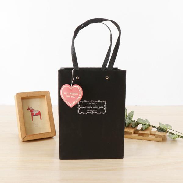 Buy cheap Large Capacity Retail Paper Shopping Bags Carry Bag Matt Lamination Surface Finish from wholesalers