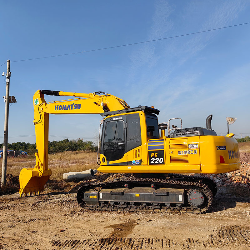 Used Komatsu PC220-8N1 crawler Excavator SAA6D107E-1 Engine 1m³ Bucket Capacity 22 tonnage