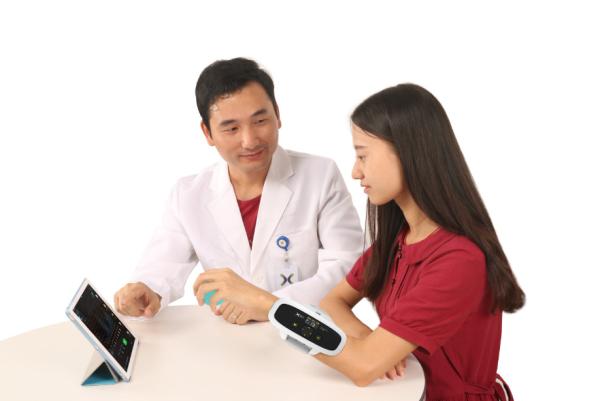 Buy cheap EMG Finger Exercise Low Frequency Therapy Device Type BF Equipment from wholesalers