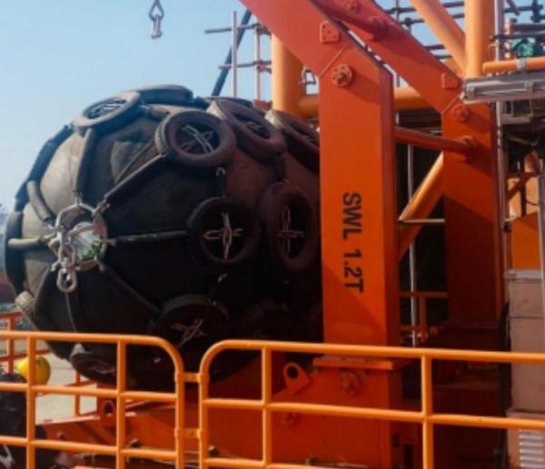 Buy cheap Yokohama Marine Fenders 2.30 Meters Diameter from wholesalers