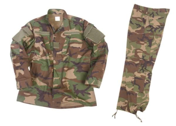 Buy cheap Pleated Back Military Camo Outfit , Desert Camouflage Uniform With Sleeve Pocket from wholesalers