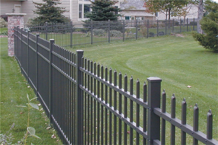 Picket Top Garden Tubular Steel Fence 1800mm 2000mm Height