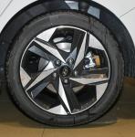 New or Used Hyundai Elantra 2022 240TGDi DCT LUX Compact Car 4 Door 5 seats