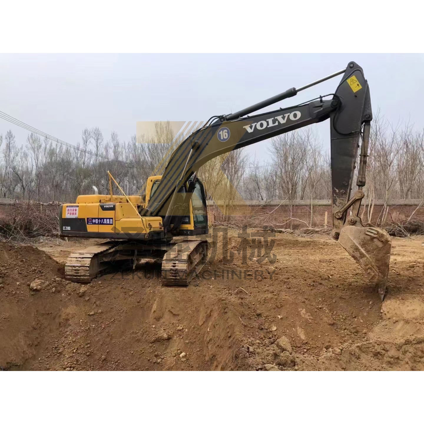Used Volvo EC200B EC210BLC 240BLC 290BLC D6D EC210 BLC Excavator in Shanghai 21000 KG