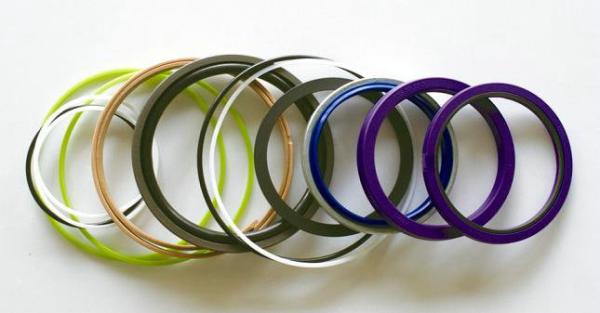 Excavator Boom / Arm / Bucket Cylinder Oil Seal for Komatsu or Hitachi