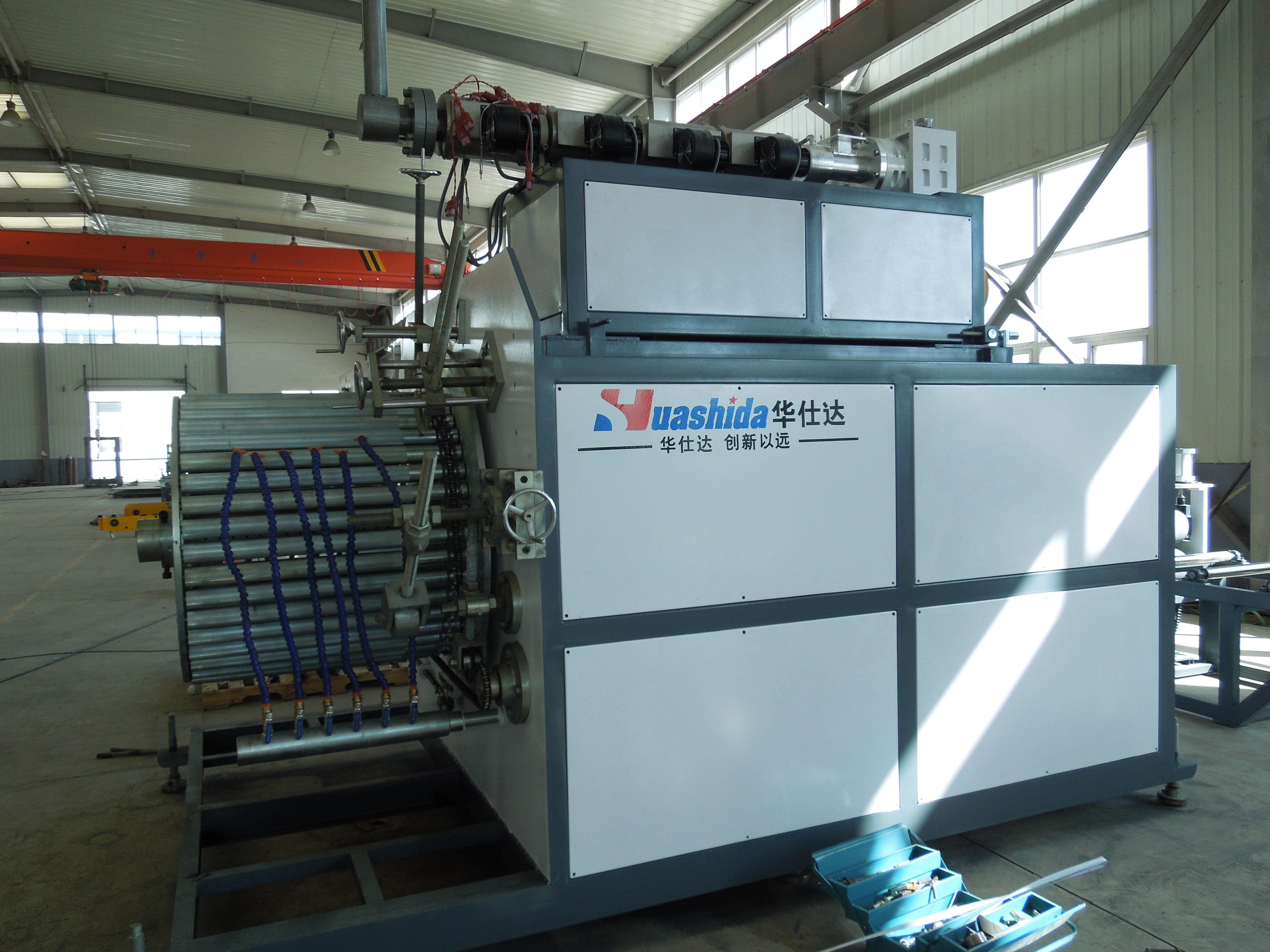 HDPE Hollow Wall Winding Pipe Extruder Machine