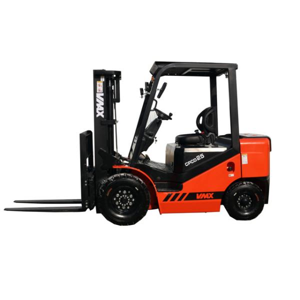 Buy cheap 52L Fuel 4 Cylinder 2.5 Ton Diesel Operated Forklift from wholesalers