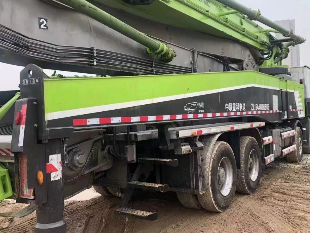 2018 Zoomlion 56m Concrete Pump Mercedes Benz Truck Price