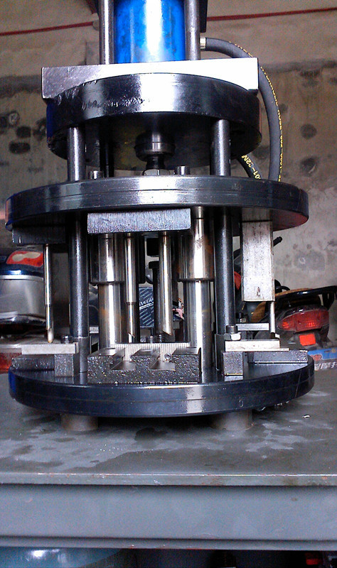 Aluminum Window Profile Punching Machine