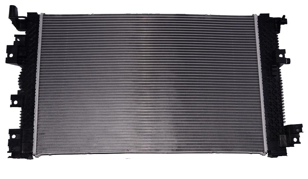 Buick ENVISION 1.5T 2.0T Auto Parts Cooling System Aluminum Radiator Water Tank 84690760