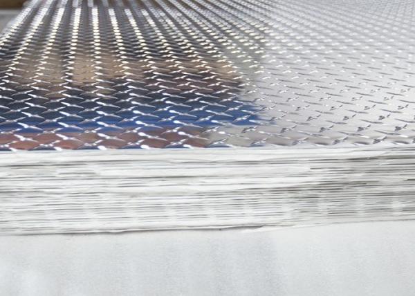 Buy cheap 3003 Aluminium Chequered Plate 4x8 Thickness 0.6mm 0.7mm 0.8mm 1.0mm With PVC Film from wholesalers