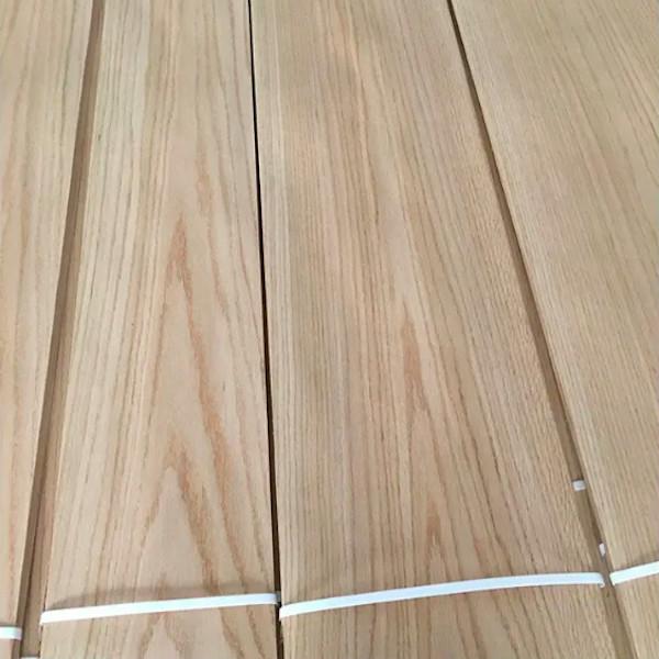 Buy cheap 0.5mm Wood Flooring Veneer White MSF Indoor Crown Cut Oak Sheet from wholesalers