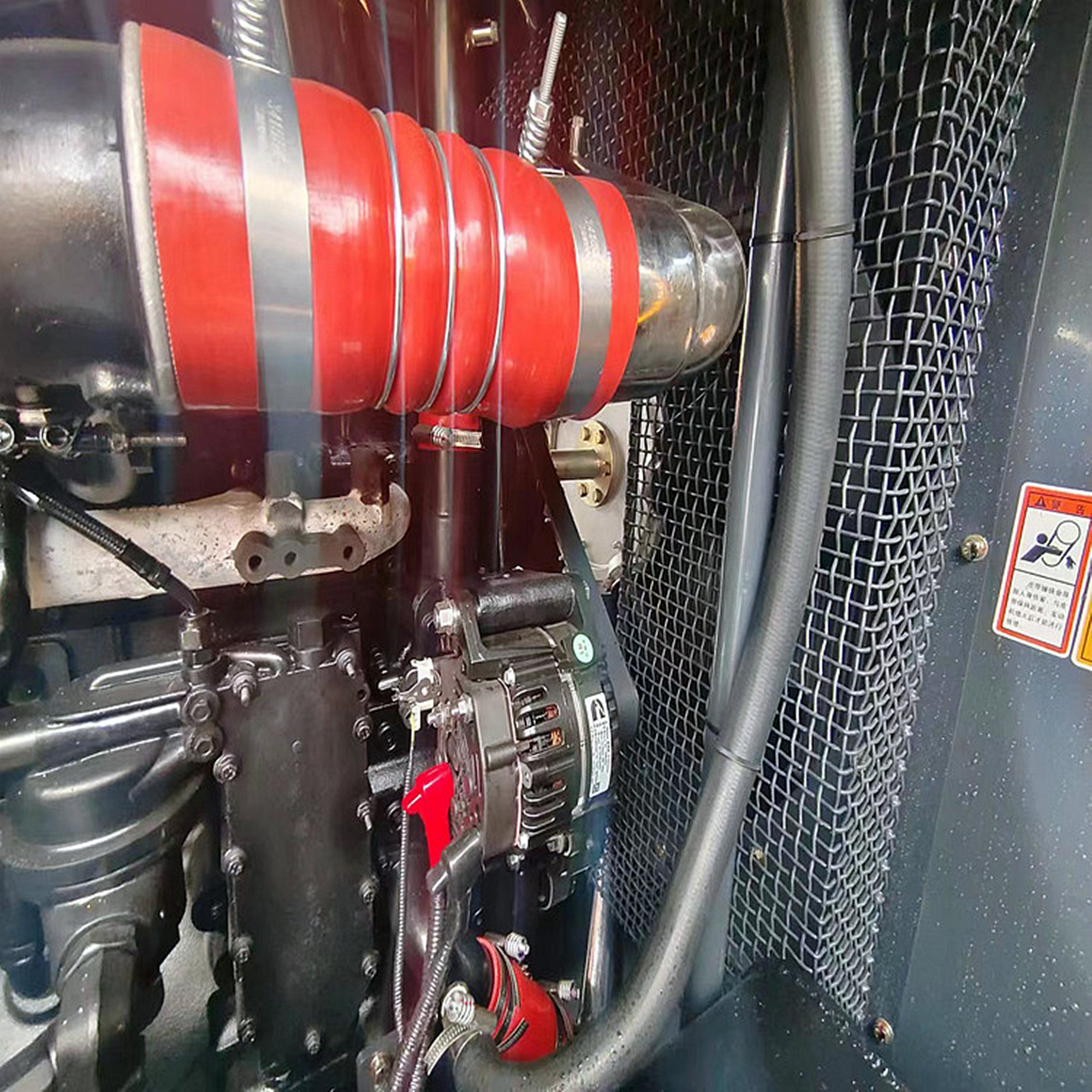 294KW Diesel Engine Mining Screw Type Air Compressor Machinery Stationary