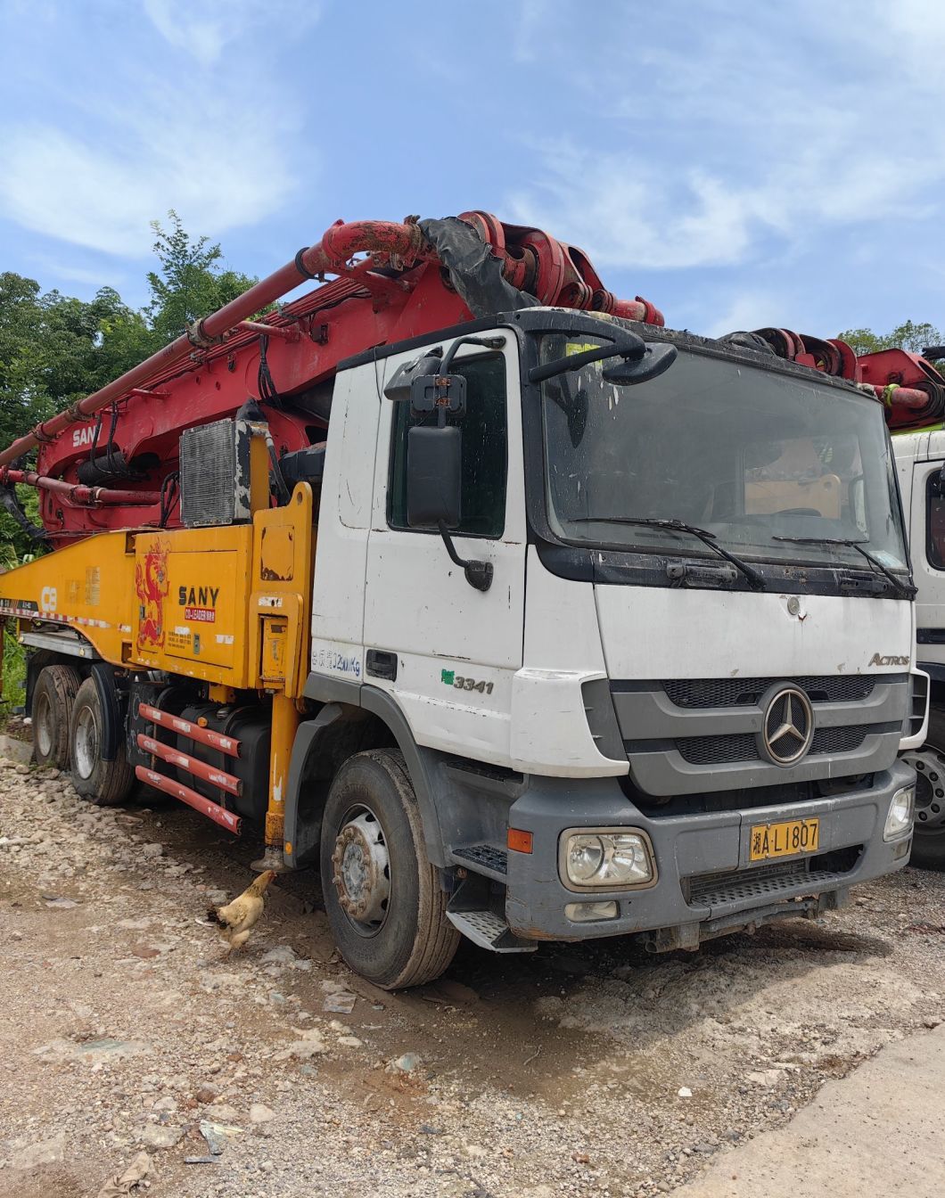 China Top Brand 2013 Sy Good Original Condition High Quality 49m Concrete Pump Beton Pump Concrete Mixer on Mercedes-Benz Chassis