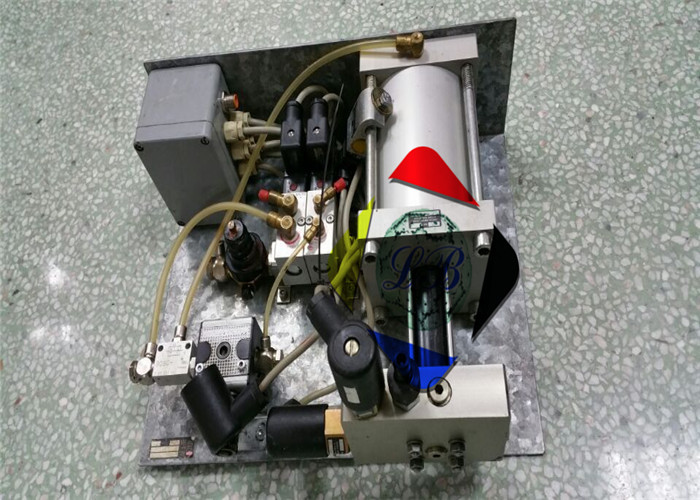 81.034.002B Pressure Intensifier Offset Spare Parts For Printing Machine
