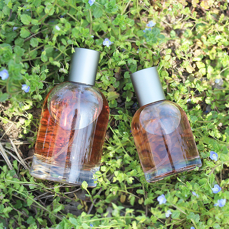 Perfume Bottle 30ml 50ml 100ml Round Glass Spray Perfume Bottle Women'S Luxury Empty Perfume Bottle With Silver Cap