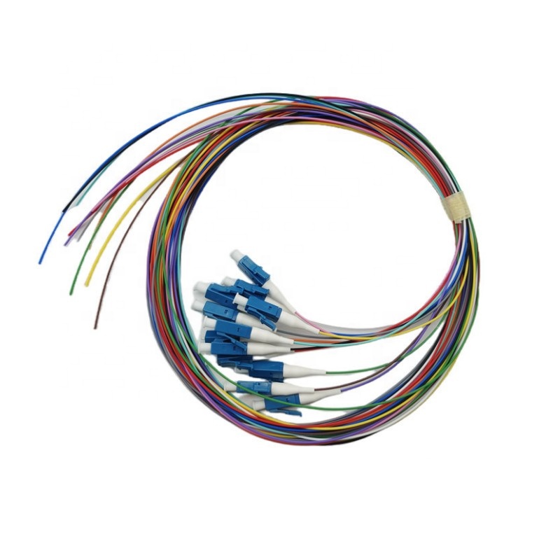 Single Mode Pigtail LSZH/PVC G652D/G657A Fiber Optic Equipment for FTTH LC SC ST