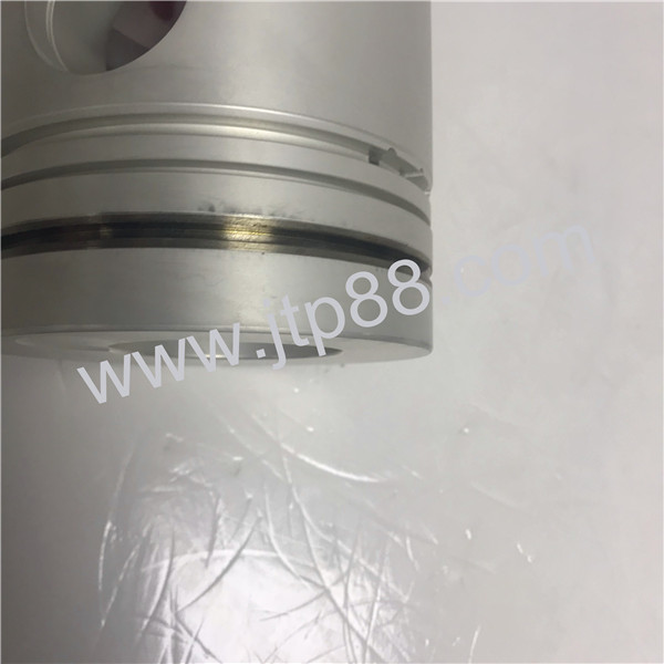 Body Parts Engine Parts Piston 135.0mm For ISUZU OEM 1-12111-673-0