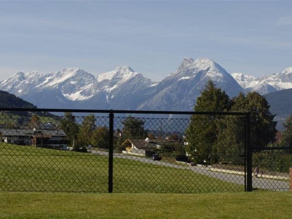 Buy cheap Heavy duty Black Chain Link Fence Cost 1.8m*15m*50mm*50mm*3.5mm from wholesalers