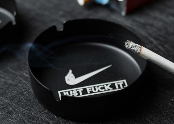 Buy cheap Creative Daily Household Products Round Stainless Steel Cigar Ashtray from wholesalers