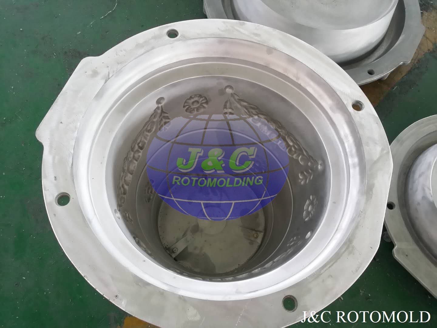 Customized Decorative Rotomolded Planters , Roto Molded Garden Patio Flower Pots