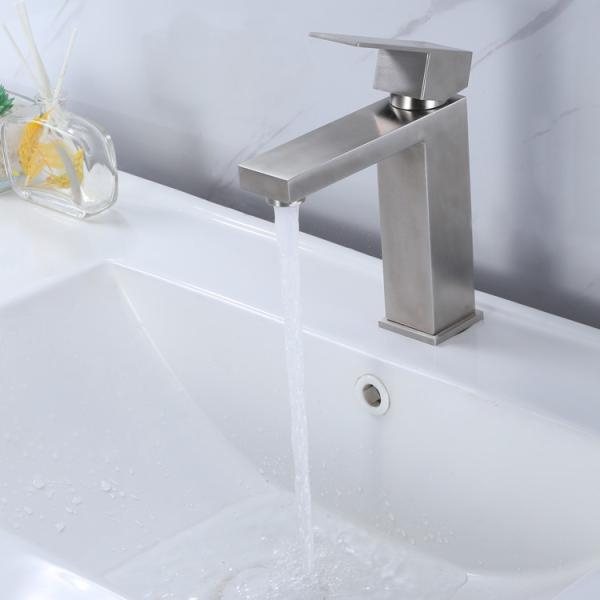 SUS304 Stainless Steel Single Hole Single Handle Basin Mixer In Matte Black