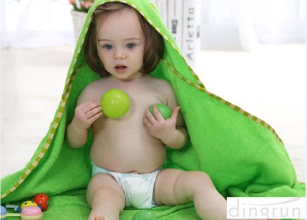 Buy cheap Professional Green Color Baby Hooded Towels With Animal Hood 90*90cm from wholesalers