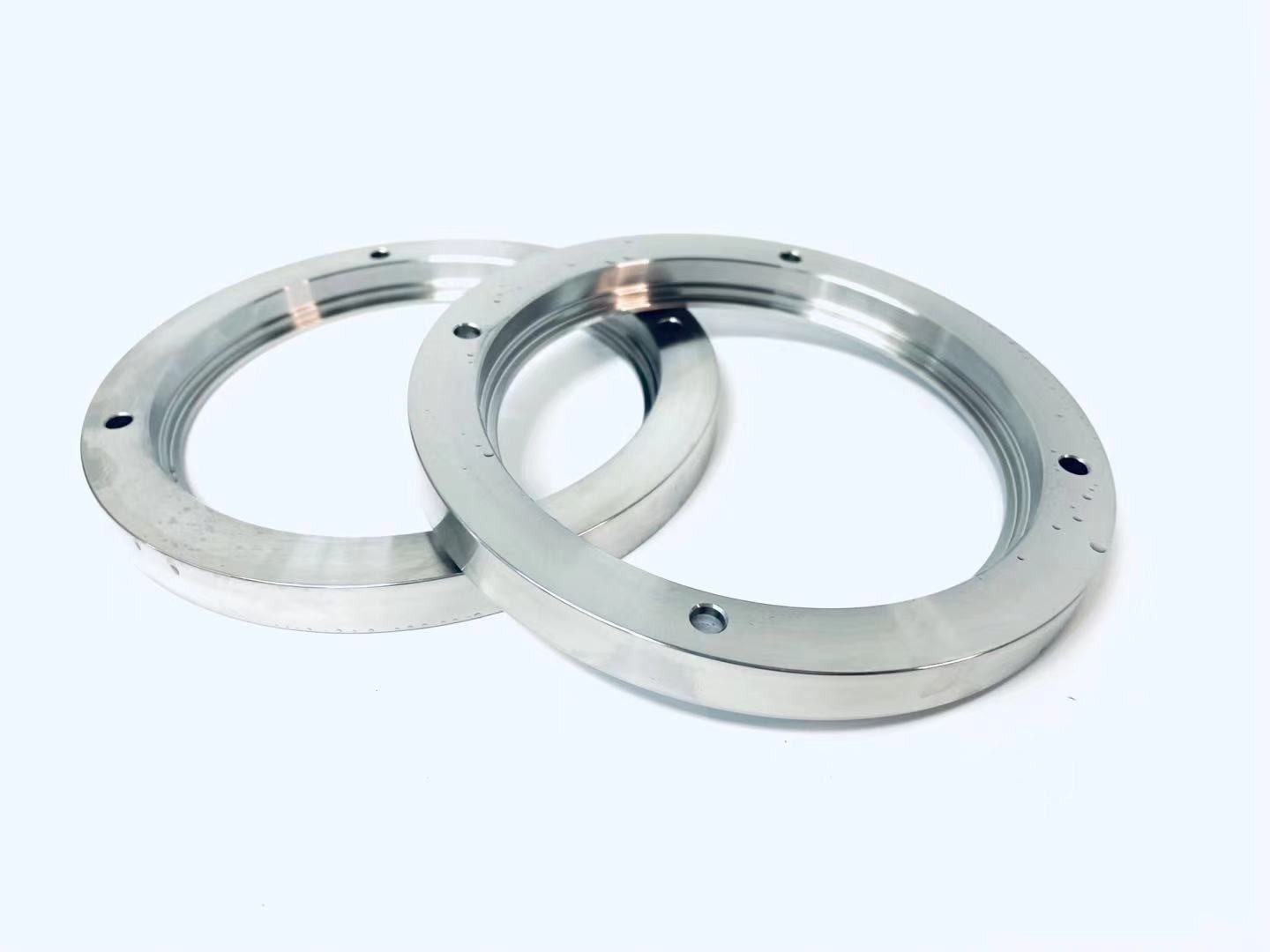 Silver 0.005mm CNC Precision Machined Parts SS316L Mirror Polishing