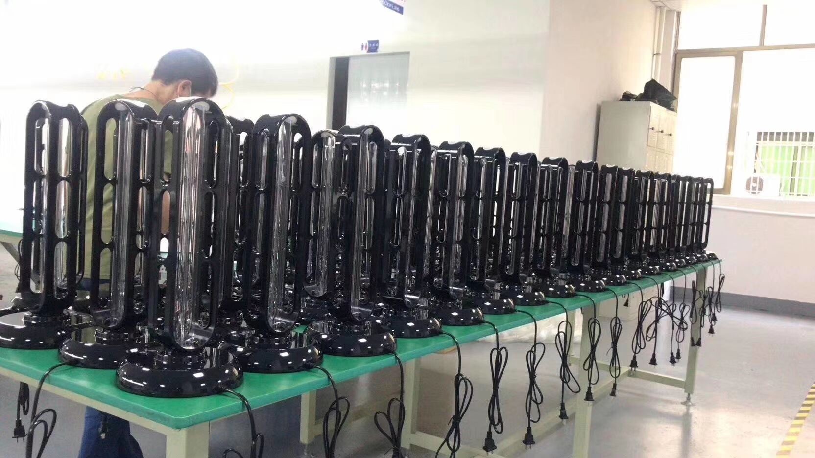 Portable Disinfect UVC Sterilization Light 30 - 60M² Coverage Area OEM / ODM