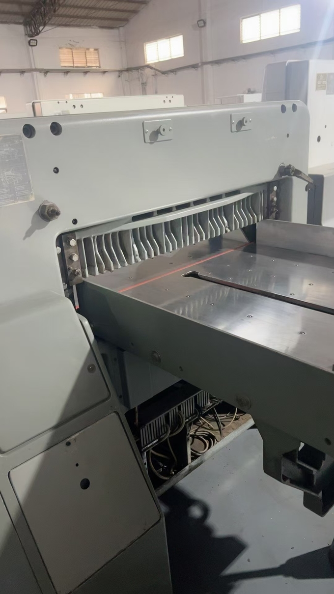 Polar Paper Cutter 920mm Guillotine Machine Automatic Computer Programming